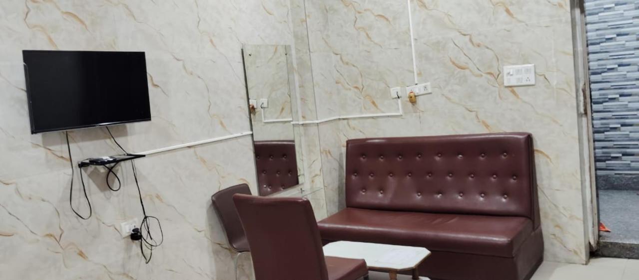 Hotel Shri Sai International, Sitamarhi Dumra Экстерьер фото