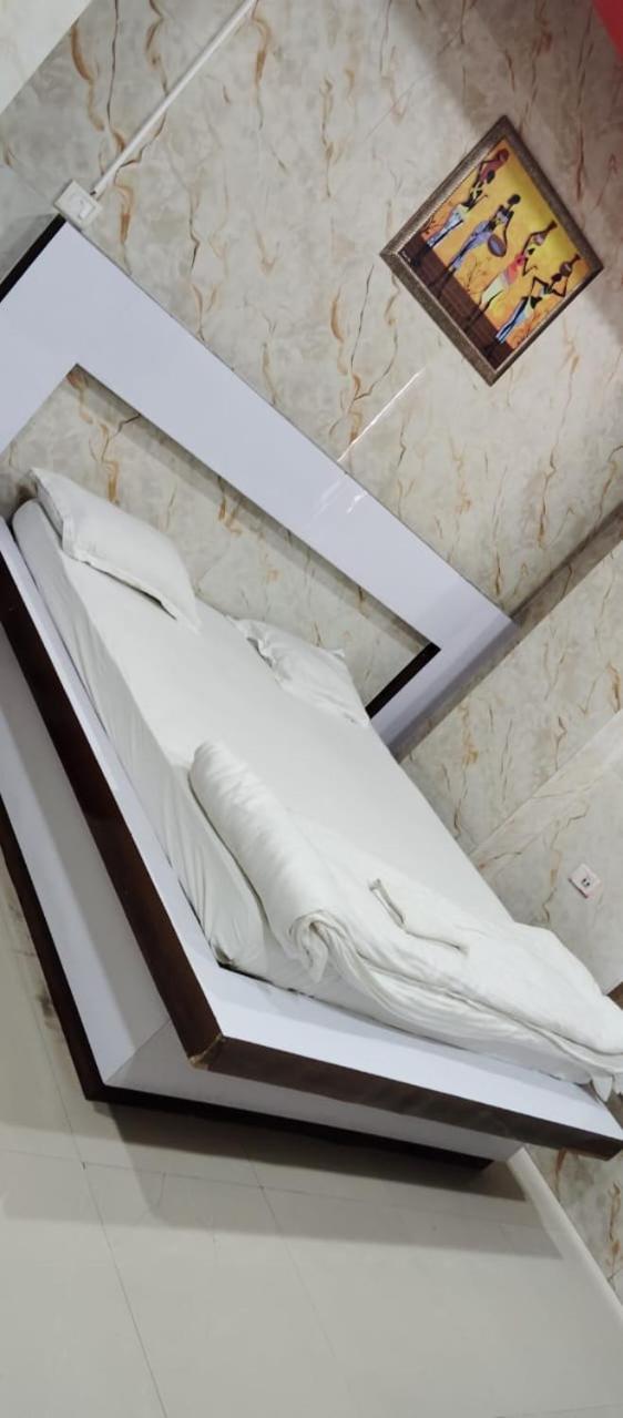 Hotel Shri Sai International, Sitamarhi Dumra Экстерьер фото