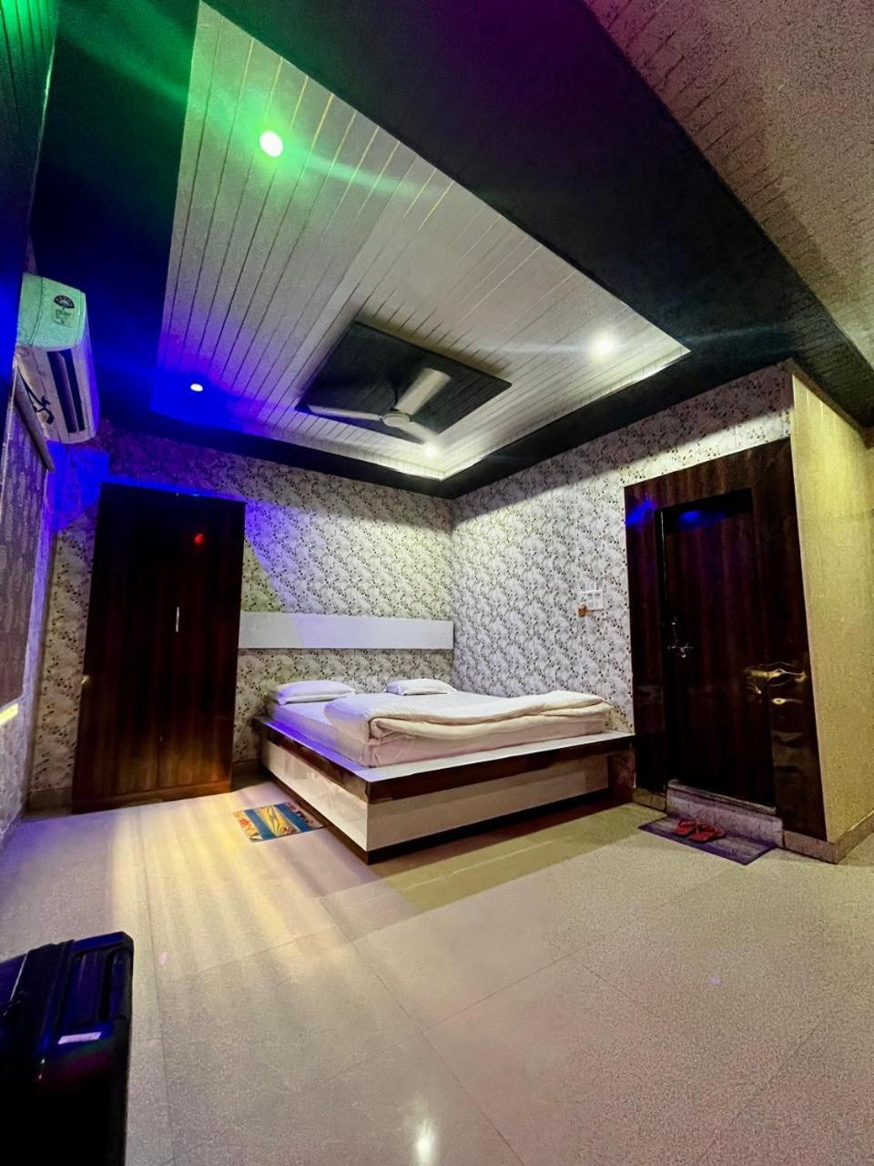 Hotel Shri Sai International, Sitamarhi Dumra Экстерьер фото